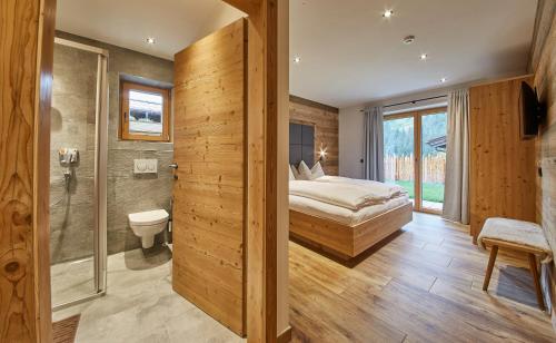 Chalet Dirndl und Buam