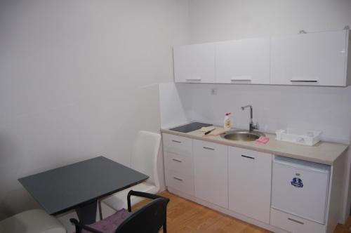 RI-VAL tesisinde mutfak veya mini mutfak