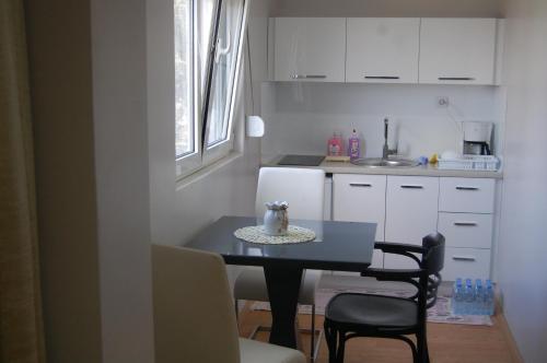 RI-VAL tesisinde mutfak veya mini mutfak