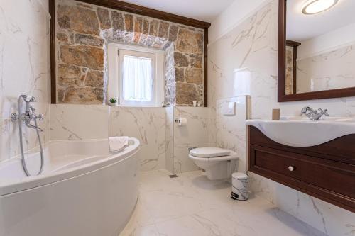 Kúpeľňa v ubytovaní Villa Frana