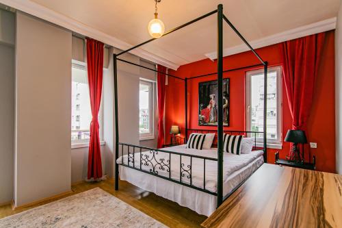 Ένα ή περισσότερα κρεβάτια σε δωμάτιο στο Lara Suites