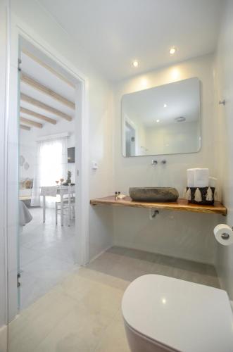 Birikos Studios & Apartments photo 3
