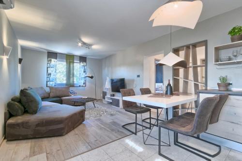 Modern Oasis Apartment