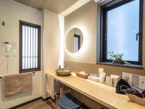 Ett badrum på 4S STAY Awaikeda Honmachi Street