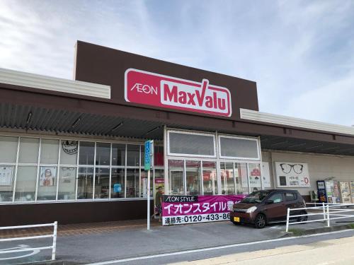 a mayka mall with a car parked in front of it at TerraceRin YN23 in Tomigusuku