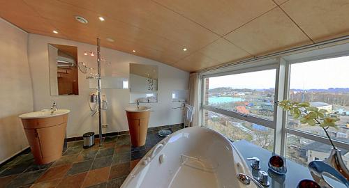 Kuchyň nebo kuchyňský kout v ubytování Speicher Barth - Superior-Hotel