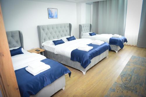 Ένα ή περισσότερα κρεβάτια σε δωμάτιο στο Motel KVELE