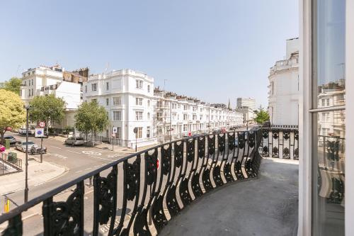 En balkon eller terrasse på Chilworth Court