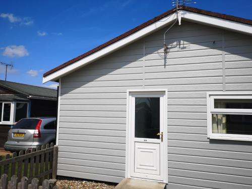 Budova, kde se chata nachází