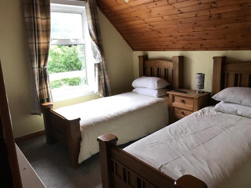Una cama o camas en una habitación de Campfield House