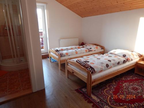 Giường trong phòng chung tại Privat Liska