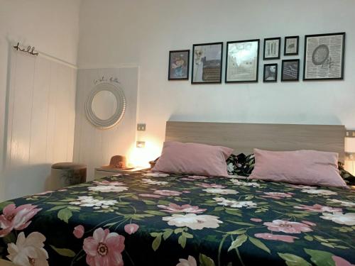 Postel nebo postele na pokoji v ubytování Casa Belvedere IUN Q1579