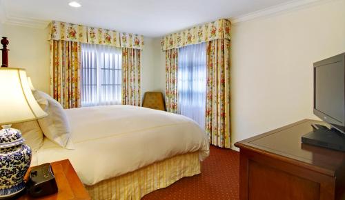 Μια τηλεόραση ή/και κέντρο ψυχαγωγίας στο Wayside Inn