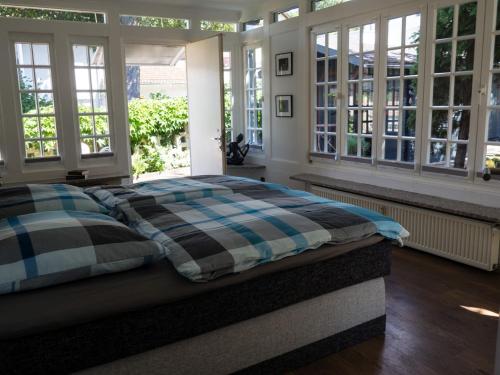 Ліжко або ліжка в номері Ferienwohnung am Rheinsteig