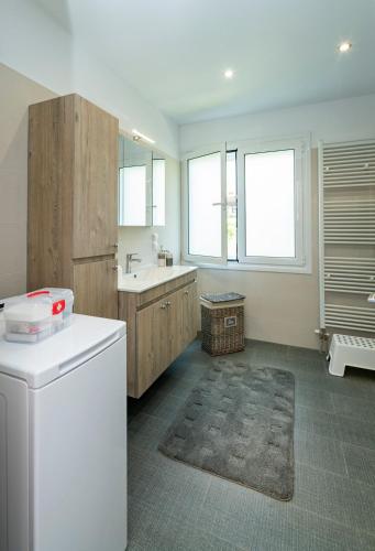 Beautifully renovated flat in superb location