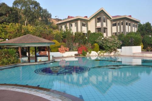 Gallery image of Blue Country Resort in Panchgani