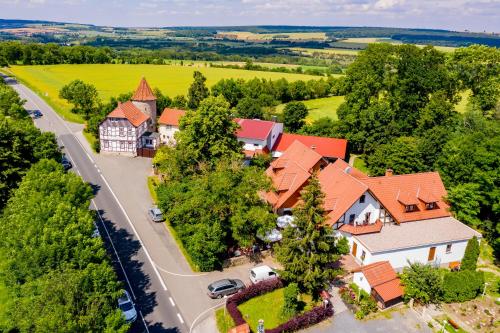 Hotel & Restaurant Lengefelder Warte builder 1