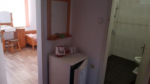 Koupelna v ubytování Kirovi House - guest rooms