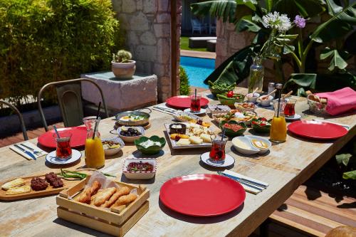 Gallery image of Alakapi Hotel & Villas in Alacati