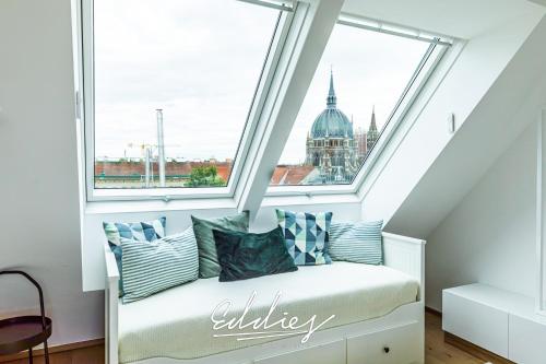 Χώρος καθιστικού στο Eddie’s Design Apartments
