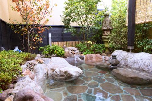 お宿 五輪花 由布市 Booking Com