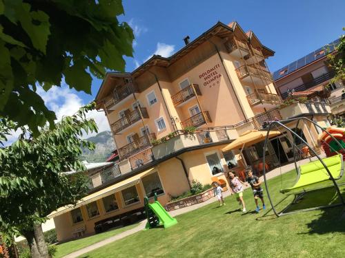 Zdjęcie z galerii obiektu Dolomiti Hotel Olimpia w Andole