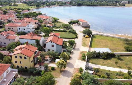 Lina apartments