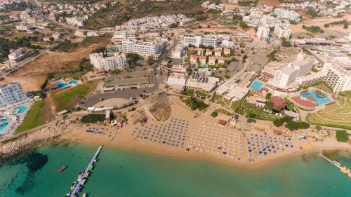 Γενική θέα στη θάλασσα ή θέα στη θάλασσα από  αυτό το διαμέρισμα