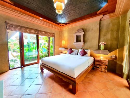 Fotografie z fotogalerie ubytování Baan Rom Yen : Balinese Pool Villa in Rawai v destinaci Ban Saiyuan (1)