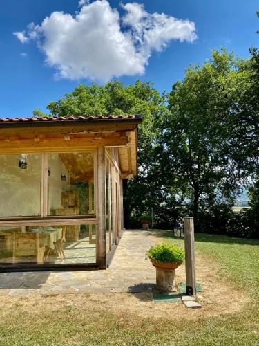 Κήπος έξω από το Agriturismo KeBio I Tenuta di Fassia