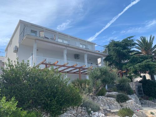 Studio Apartments More