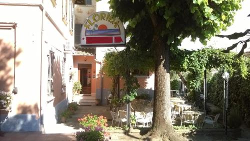 Gallery image of B&B Florida House in Passignano sul Trasimeno