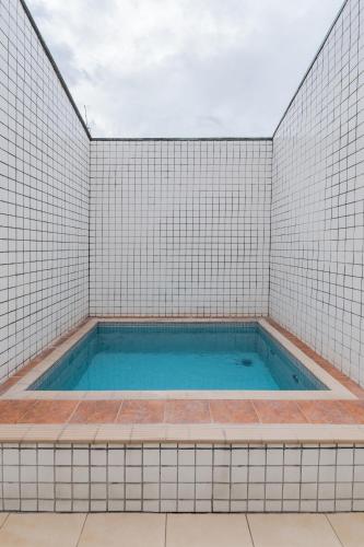 Πισίνα στο ή κοντά στο Dreams Motel (Adult Only)