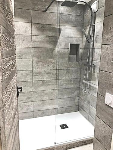 Appartement chaleureux au pied des pistes, 4 personnes, wifi
