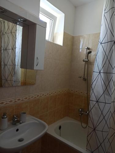 Afbeelding uit fotogalerij van Peppy Apartment & Pool in Balatonfüred