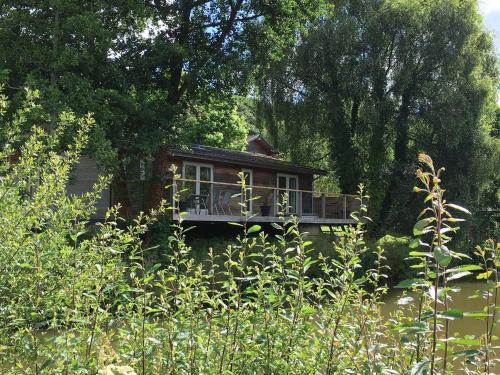 1 Water's Edge – Photos 3