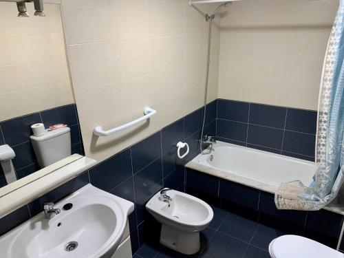 Koupelna v ubytování Apartamento playa Boiro