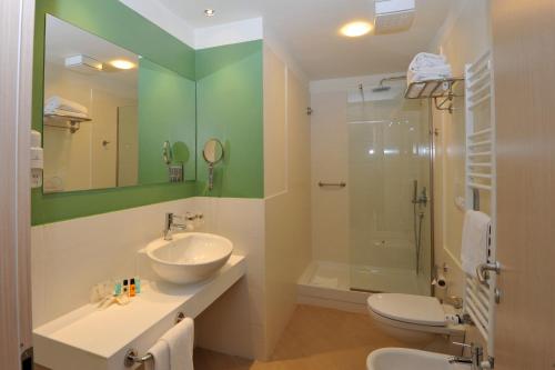 Ванна кімната в CHC Business Residence
