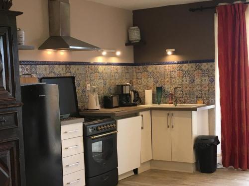 Η κουζίνα ή μικρή κουζίνα στο LA RESPELIDANE