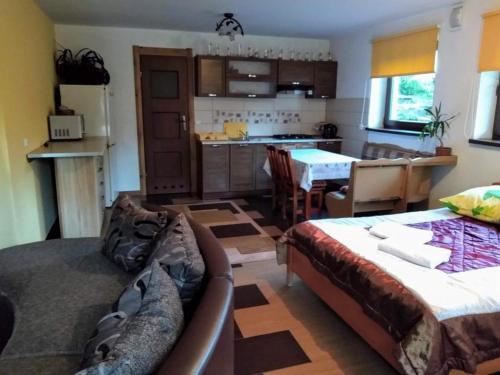 Una cocina o zona de cocina en U Bartków