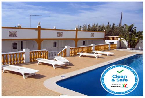 Afbeelding uit fotogalerij van Apartamentos Vivenda Veiguinha in Albufeira