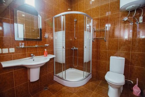 Ванная комната в Hotel Queen-Batumi