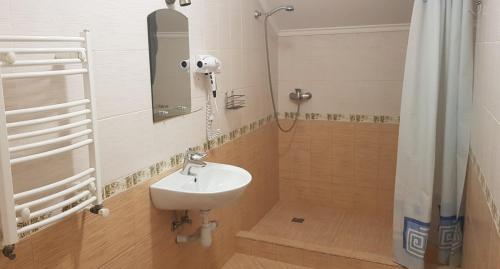 Ванная комната в VILLA VERA