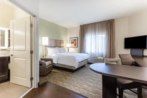Candlewood Suites - Davenport by IHG photo 5