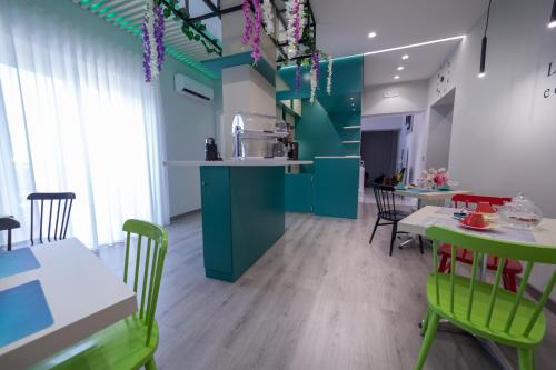 Una cocina o cocineta en HOLYGOLD Suite ****