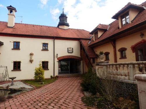 Gallery image of Zámeček Zdíky - Zámecký apartmán in Bujanov