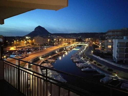 200 meters to Arenal Beach. 3 Bedroom Javea