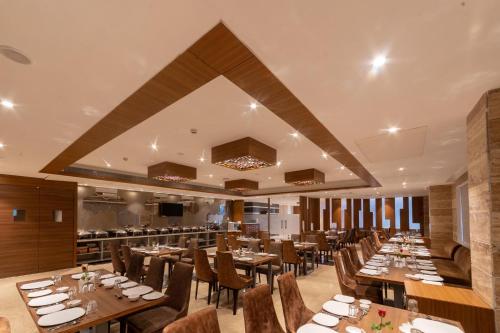 Lords Inn Udaipurにあるレストランまたは飲食店