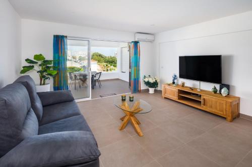 Albufeira Mar Apartment with Pool by Rosado