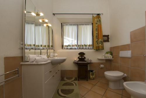 Een badkamer bij Villa Toscana